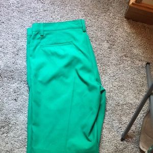 Izod performance golf shorts